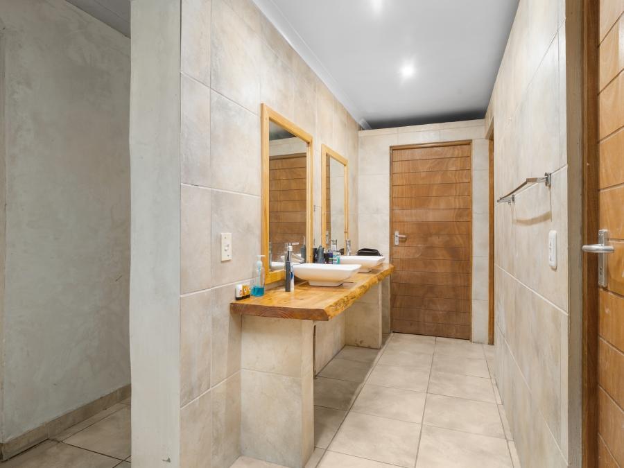4 Bedroom Property for Sale in Zeegezicht Western Cape